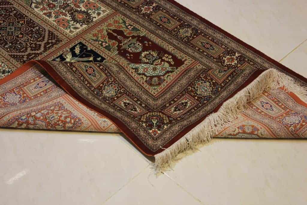 Carpet Genuine 100% Silk Handmade, Qum Sherif, Iran (size 100cmx150cm) - CPT07 - Image 2