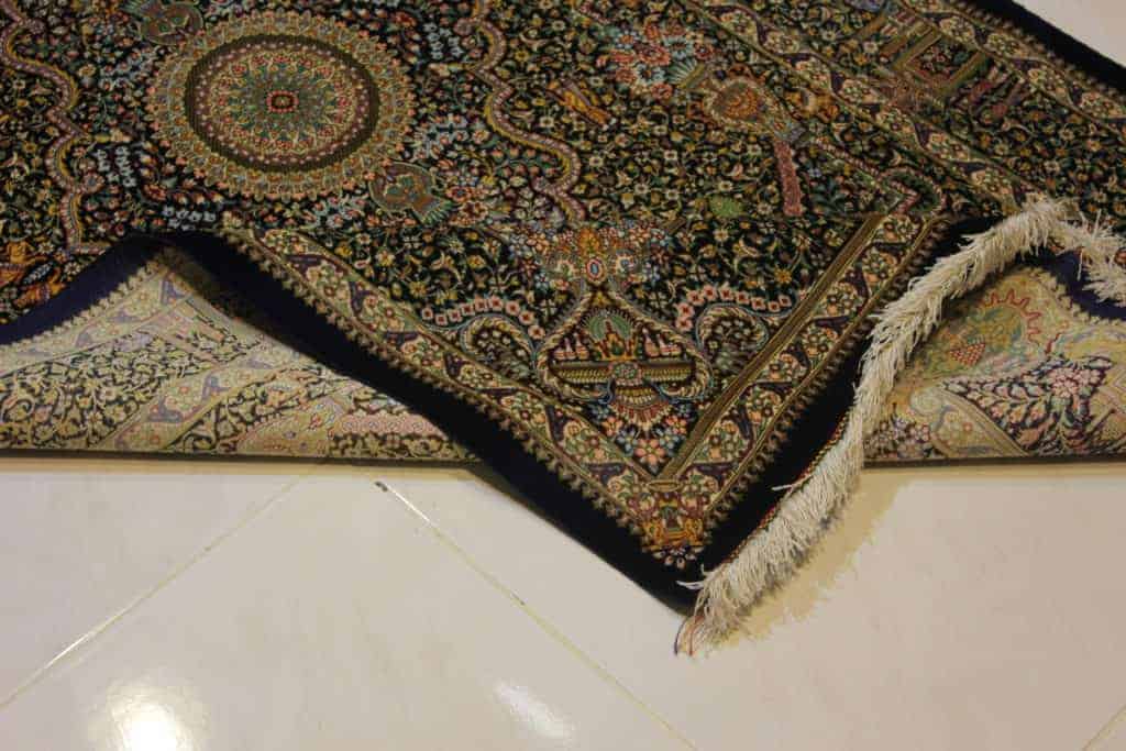 Carpet Genuine 100% Silk Handmade, Qum Sherif, Iran (size 100cmx150cm) - CPT09 - Image 3