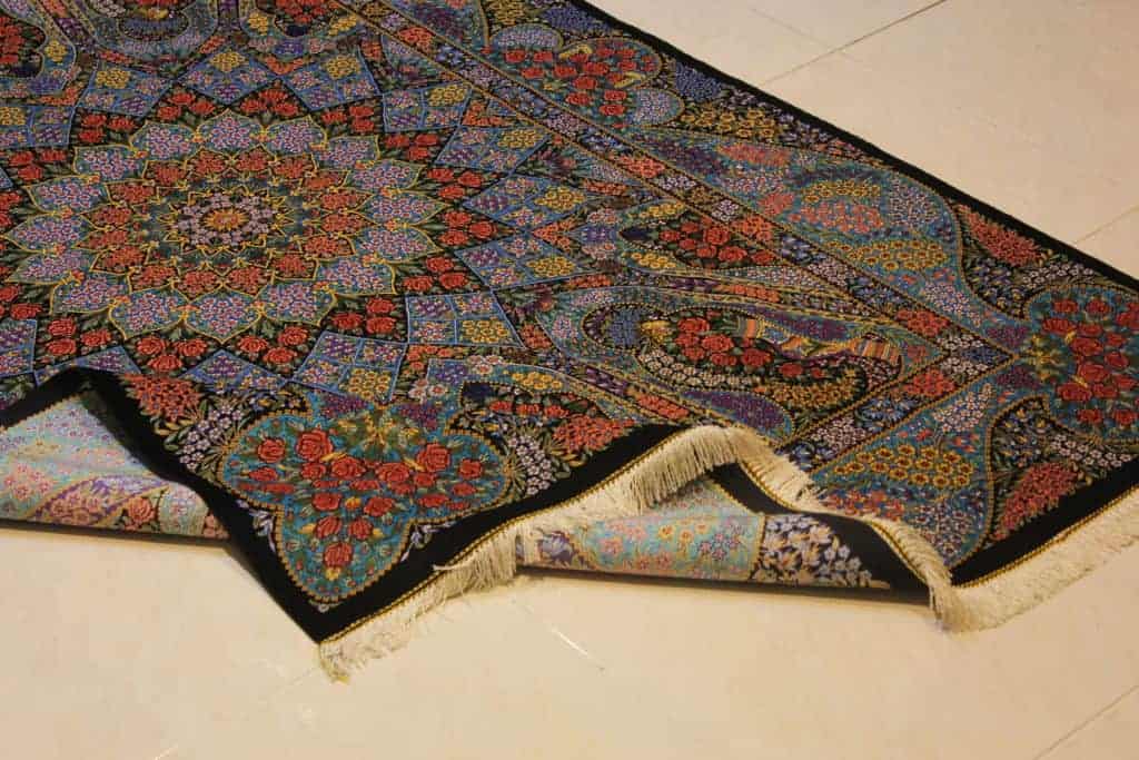 Carpet Genuine 100% Silk Handmade Kashaan, Iran (size 135cmx220cm) - CPT19 - Image 3