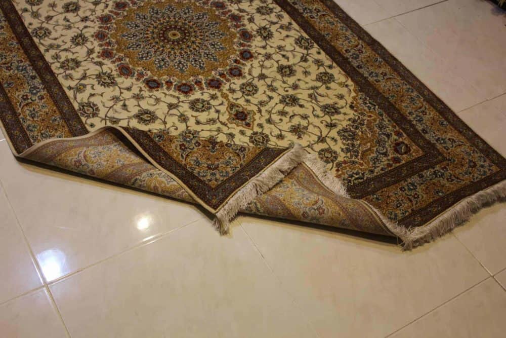 Carpet Genuine 100% Silk Handmade Kashaan, Iran (size 135cmx220cm) - CPT27 - Image 4