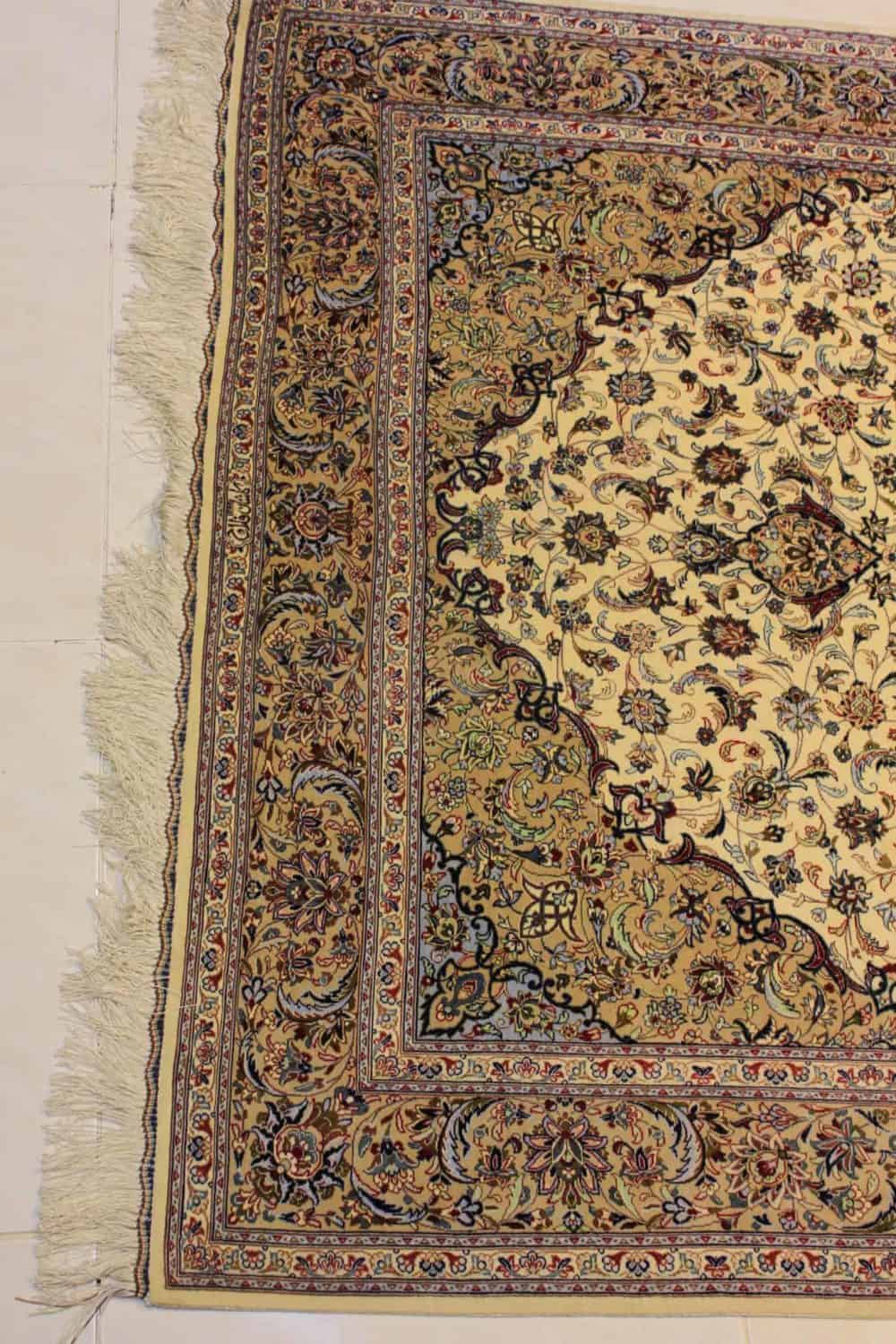 Carpet Genuine 100% Silk Handmade Kashaan, Iran (size 135cmx220cm) - CPT28 - Image 2