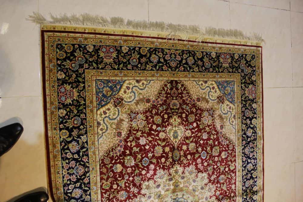 Carpet Genuine 100% Silk Handmade,  China (size 120cmx180cm) - CPT40 - Image 4