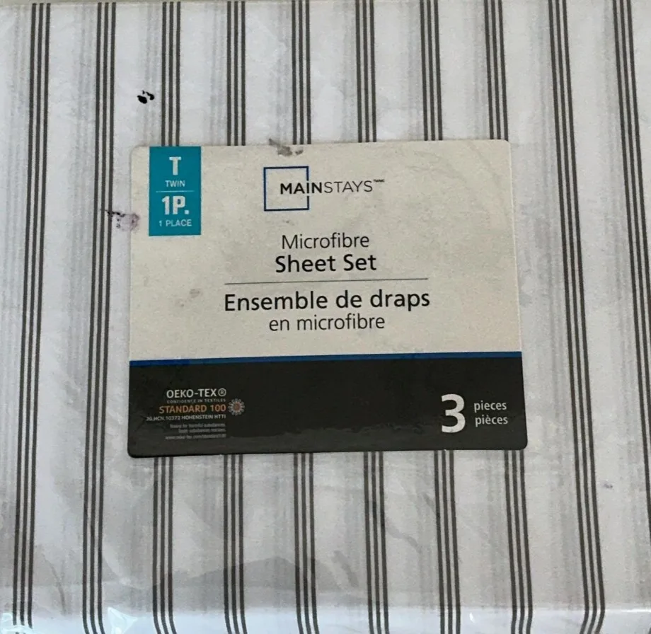 Mainstays 3 Pieces Microfibre Twin Sheet Set 66" x 96" - Image 3