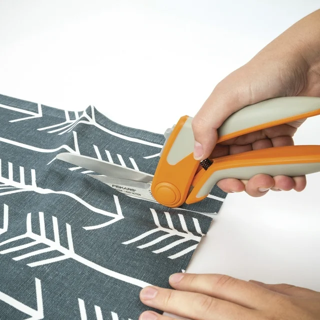 Fiskars RazorEdge Easy Action Fabric Shears for Tabletop Cutting, Orange and Gray, 8 inch, 190850 - Image 4