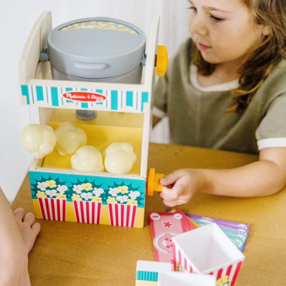 Melissa & Doug Fun at the Fair! Wooden Popcorn Popping Play Food Set - Image 6