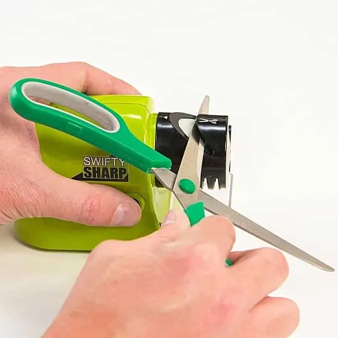 cordless electric knife sharpener with catch tray (green) from swifty sharp