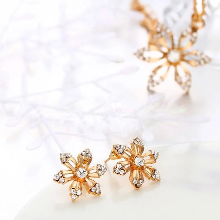 diamond shape flower bridal necklace earrings three piece (gold) diamond shape flower bridal necklace earrings three piece (gold)