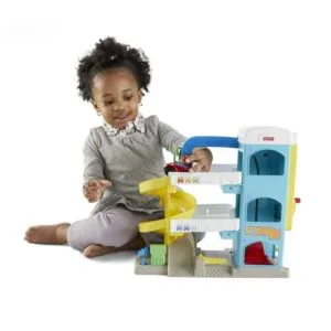 fisher price little people helpful neighbor’s garage toddler playset with 2 wheelies cars