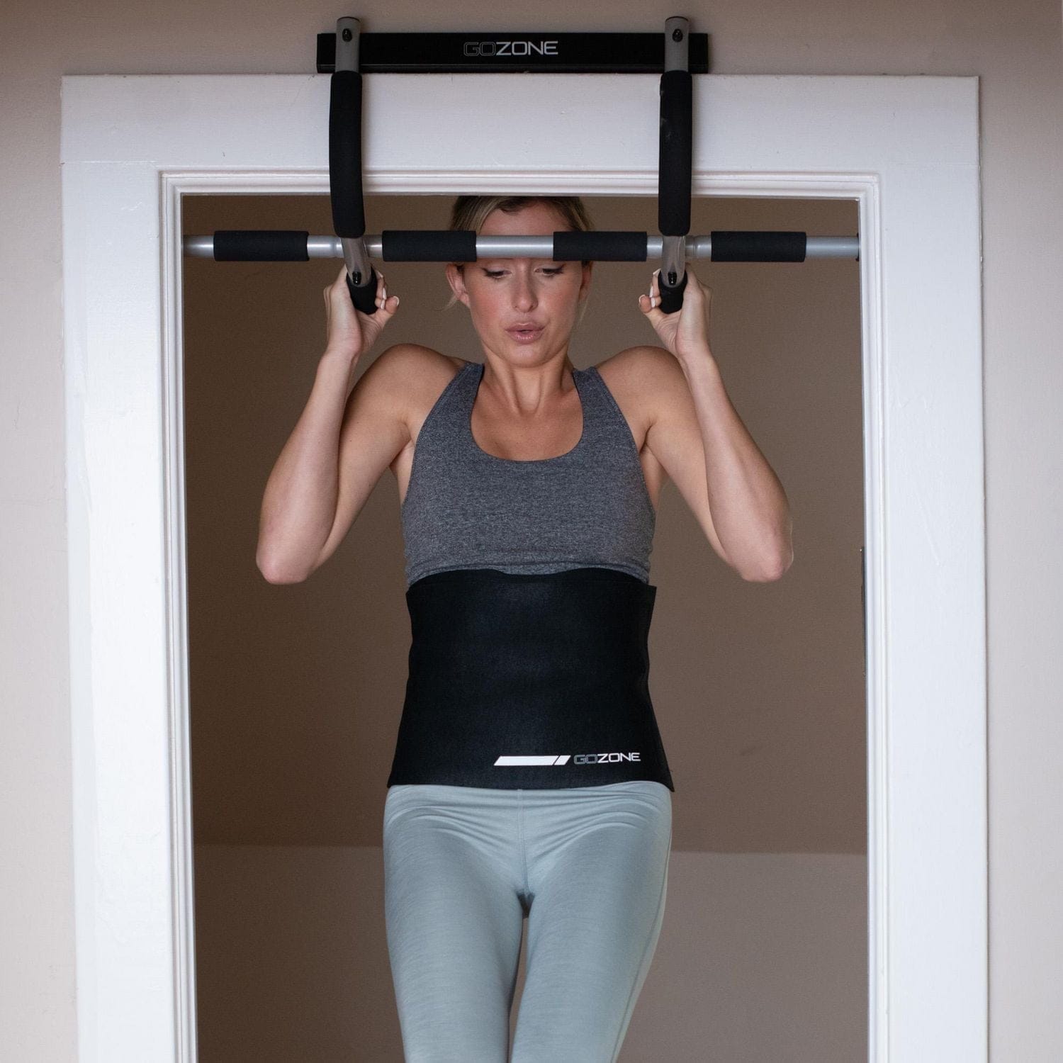 gozone door gym – black/silver, foam grip handles