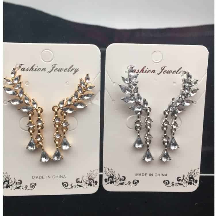women crystal leaf fringed earrings (silver) women crystal leaf fringed earrings (silver)