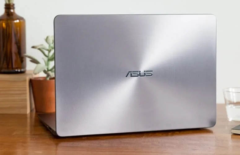asus zenbook ux410uf gv036t grey 2gb nvidia core i7 8gb 14.0 inch