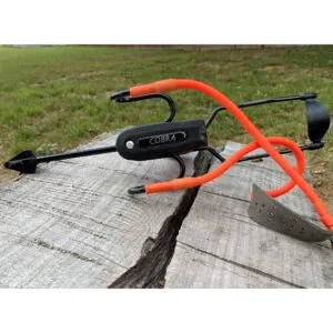 barnett 16043 cobra slingshot with front sight and stabilizer
