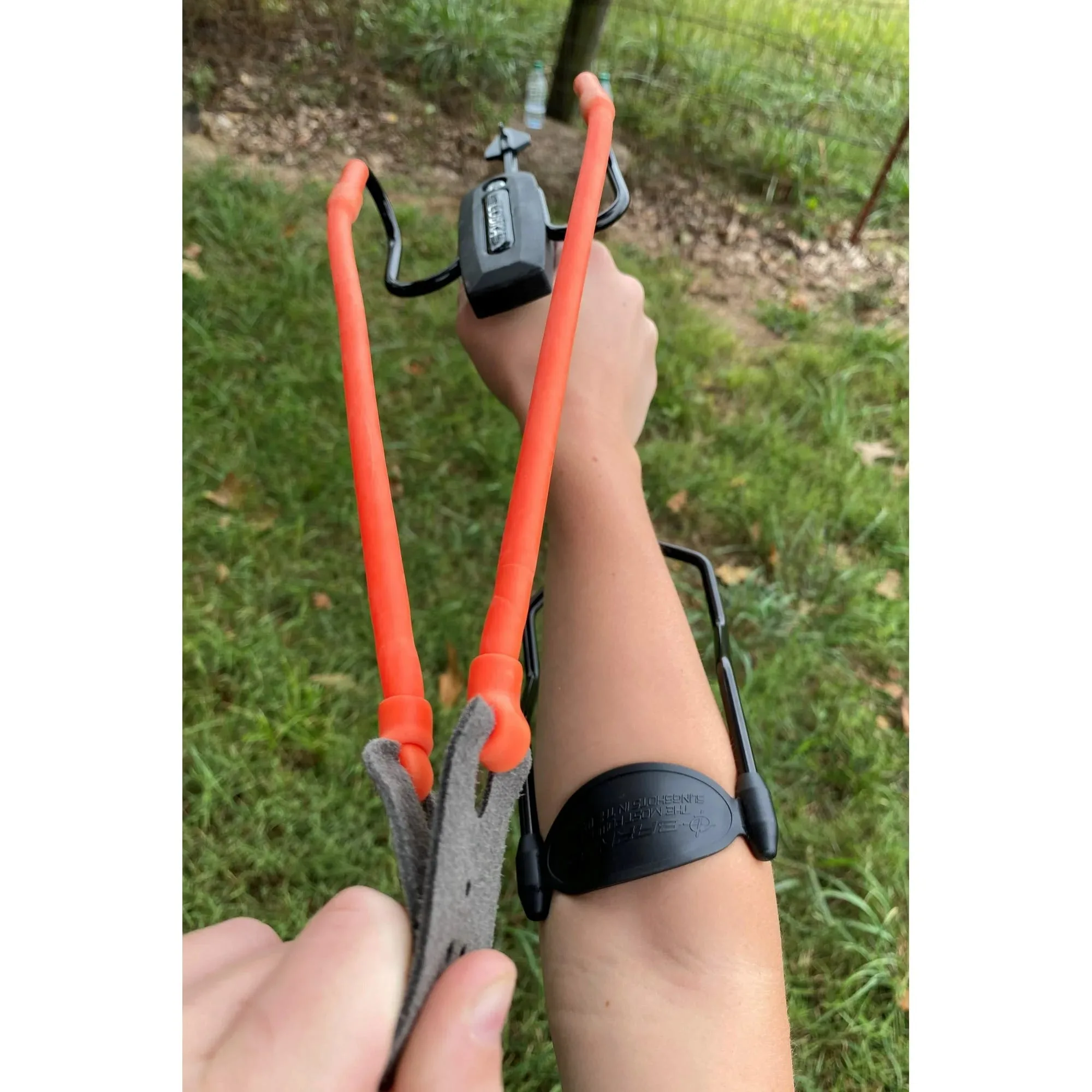 barnett 16043 cobra slingshot with front sight and stabilizer barnett 16043 cobra slingshot with front sight and stabilizer