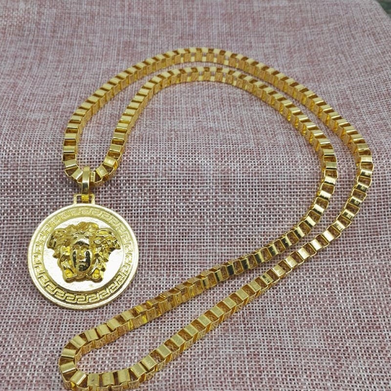 hip hop gold round medusa head pendant necklace (gold)