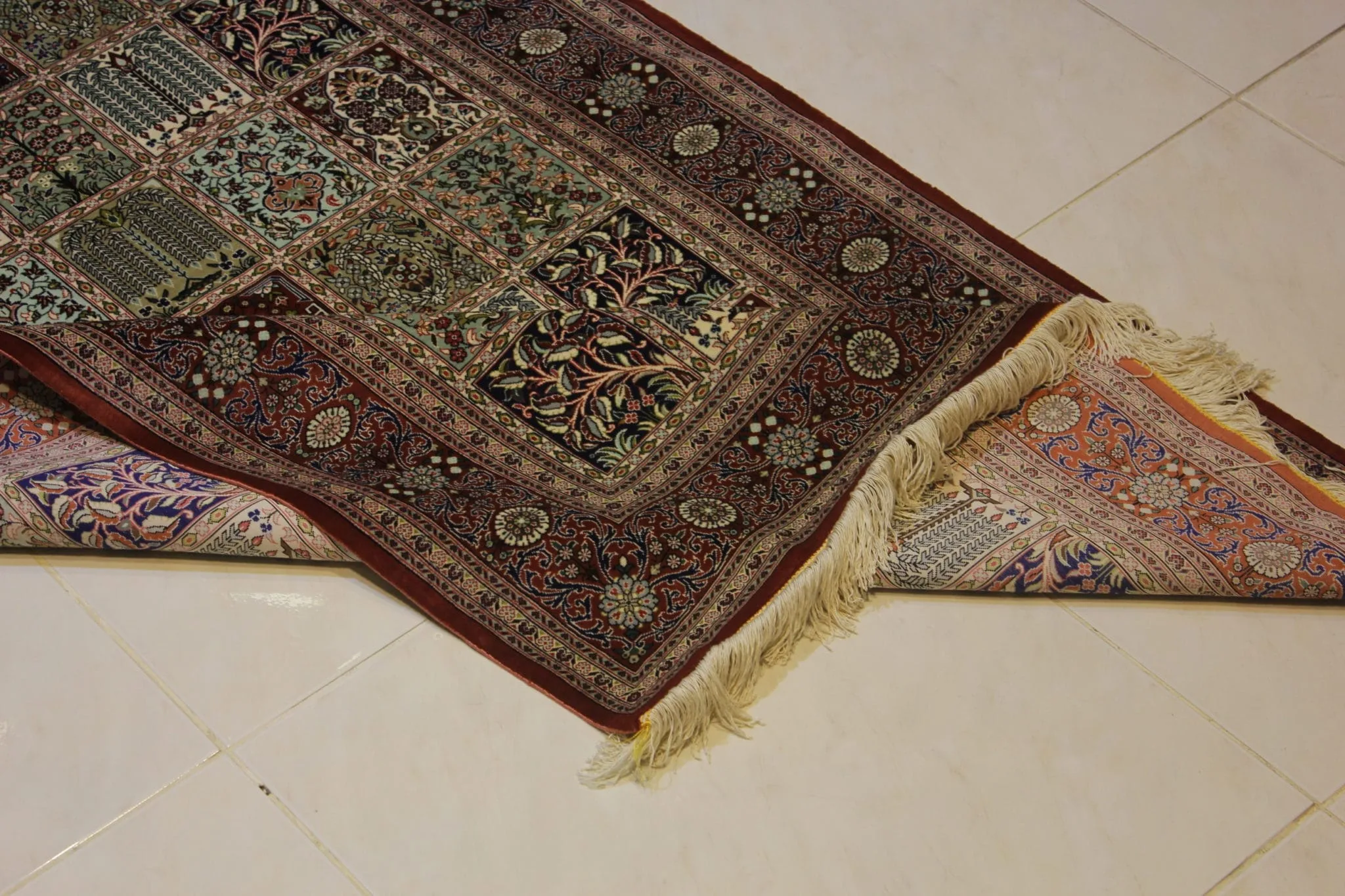 Carpet Genuine 100% Silk Handmade, Qum Sherif, Iran (size 100cmx150cm) - CPT08