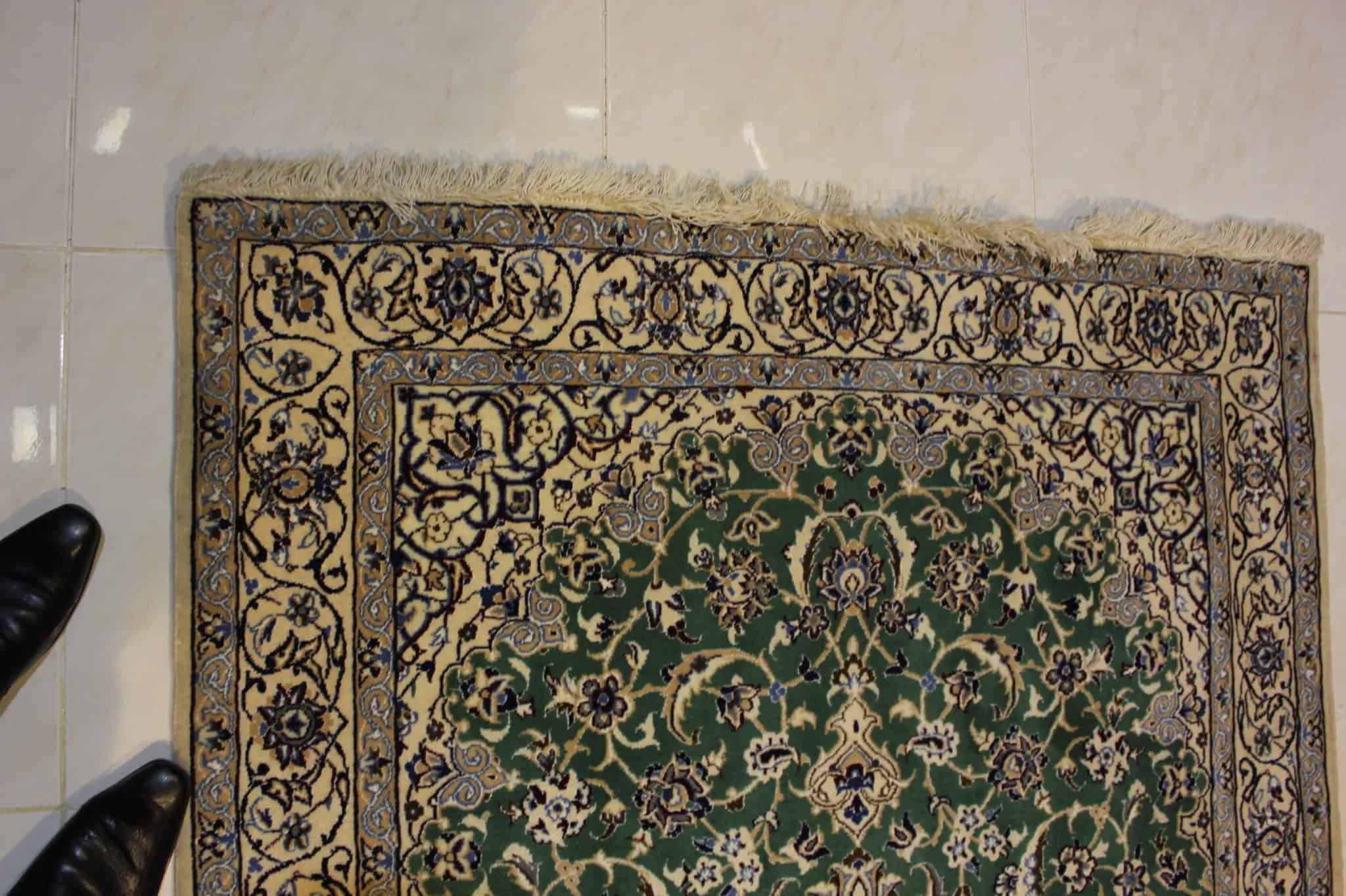 carpet genuine 20% silk, 80% wool, handmade, iran (size 130cmx200cm) cpt48
