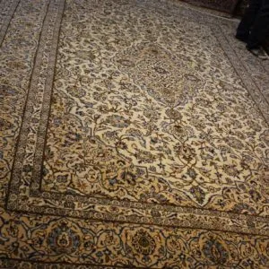 carpet genuine 100% wool , handmade, kashaan, iran (size 300cmx400cm) cpt75