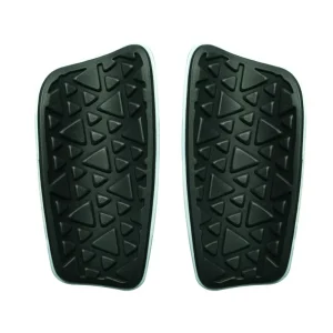 umbro junior soccer slip in shin guards, soccer protection gear